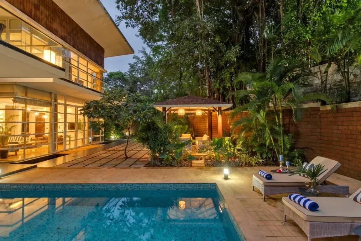 4BHK Private Pool Villa for up to 9 Guests in Arpora, Goa - Arpora, Goa