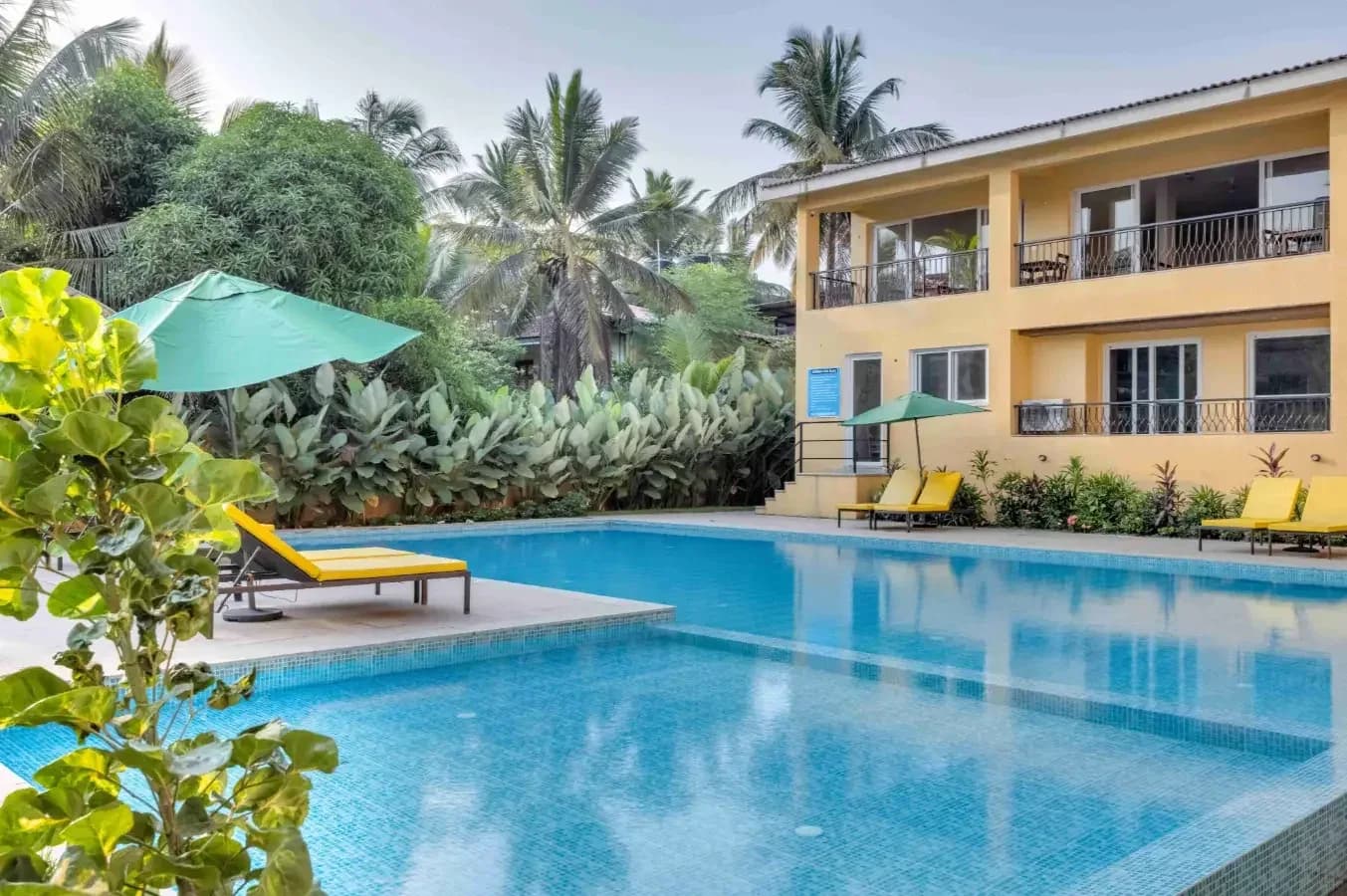 1BHK Shared Pool Apartment for up to 3 Guests in Candolim, Goa - Candolim, Goa