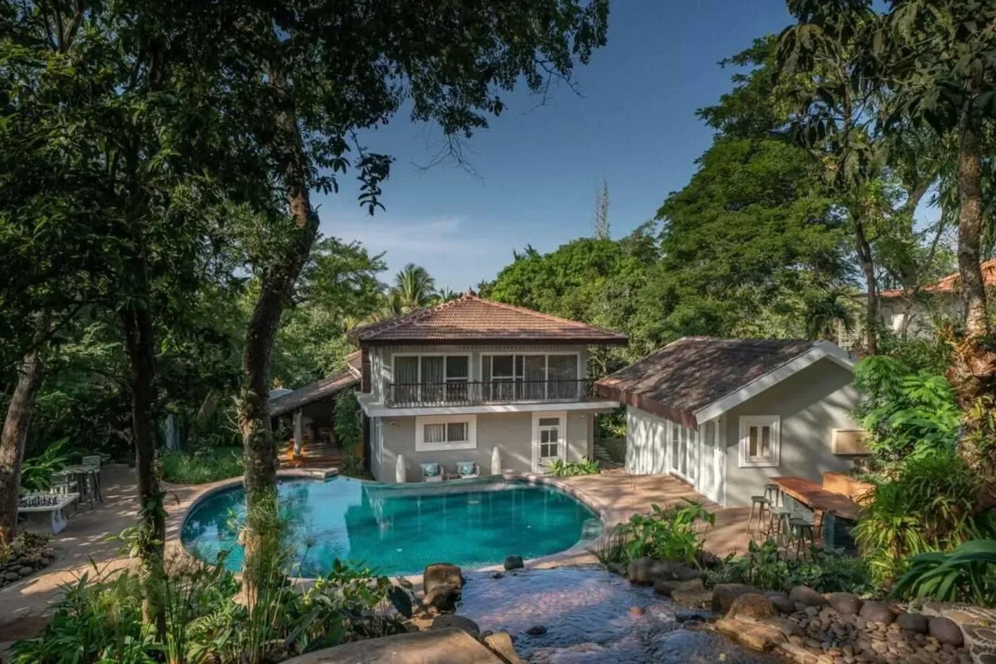6BHK Private Pool Villa for up to 15 Guests in Anjuna, Goa - Anjuna, Goa