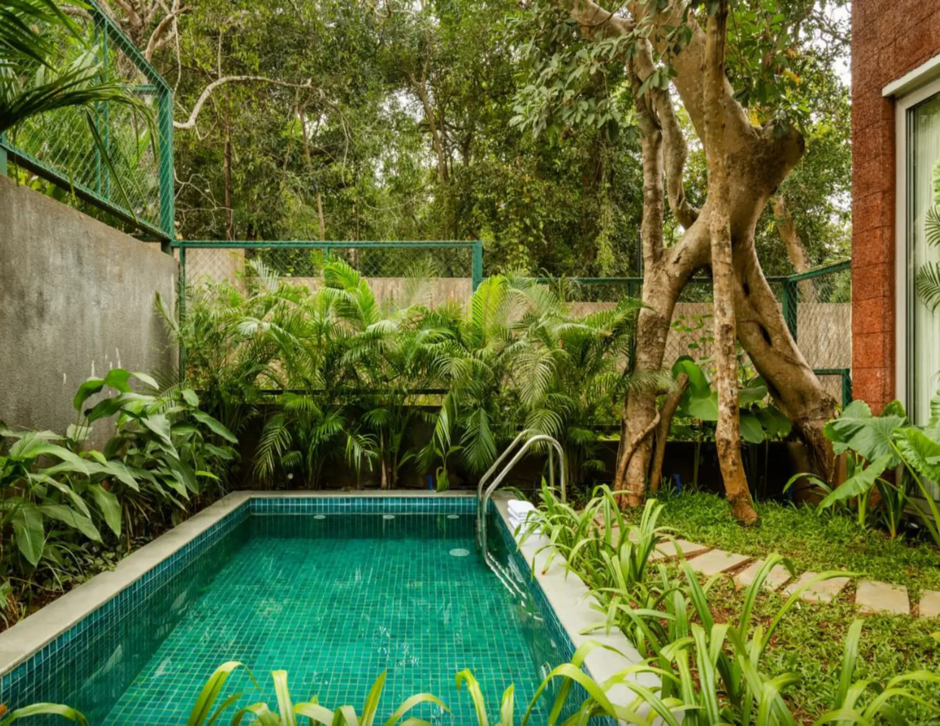 2-Bedroom Private-Pool Villa in Siolim in Siolim — photo 1