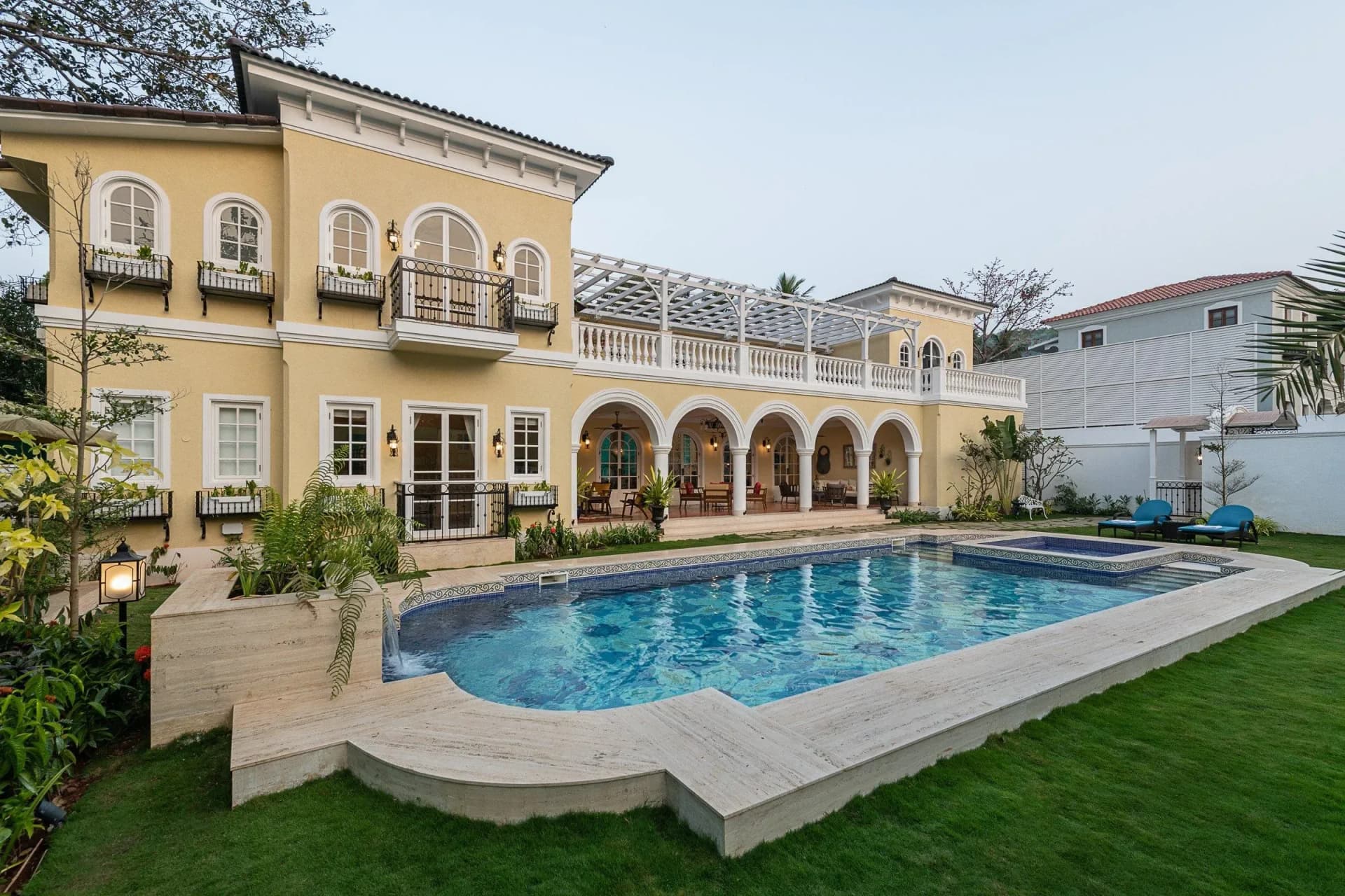 5BHK Private Pool Villa for up to 12 Guests in Anjuna, Goa - Anjuna, Goa