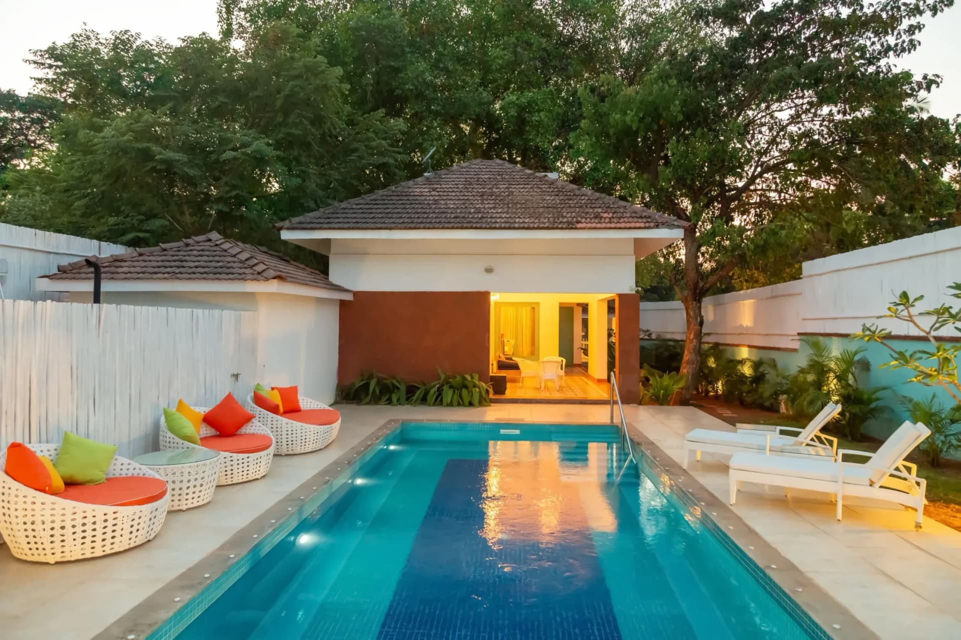 White Banyan Beach Villa — 5BHK Private Pool Villa in Candolim, Goa - Candolim, Goa