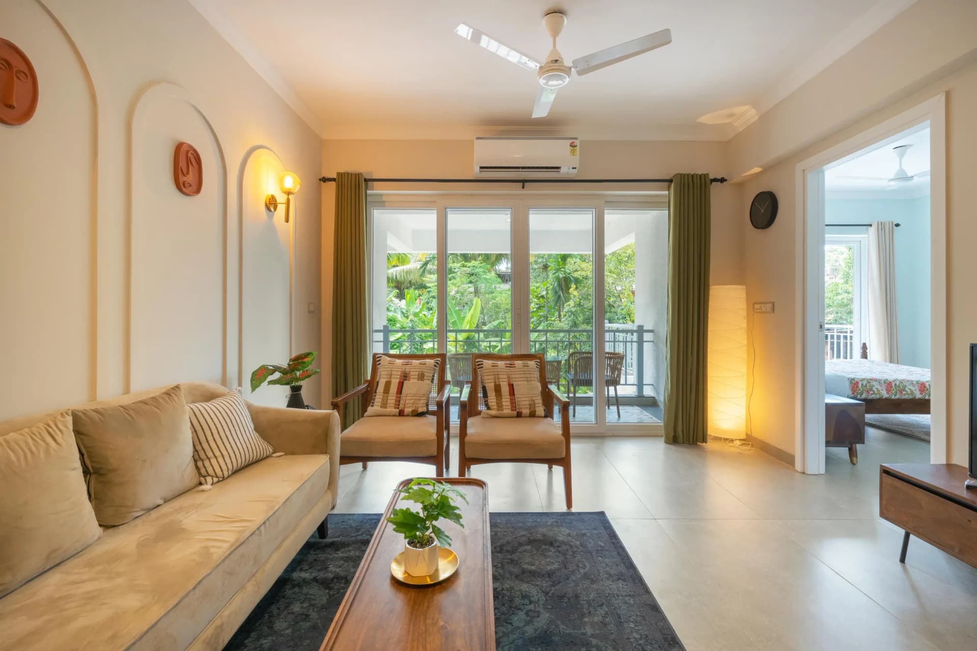 1BHK Shared Pool Villa for up to 3 Guests in Candolim, Goa - Candolim, Goa