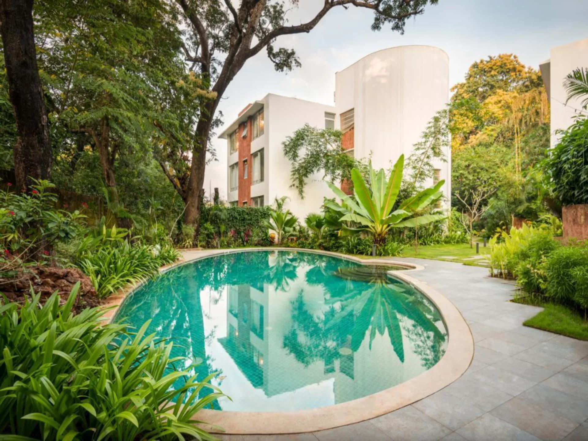 Cozy 2BHK Apartment with Pool Near Vagator Beach, North Goa in Vagator — photo 1