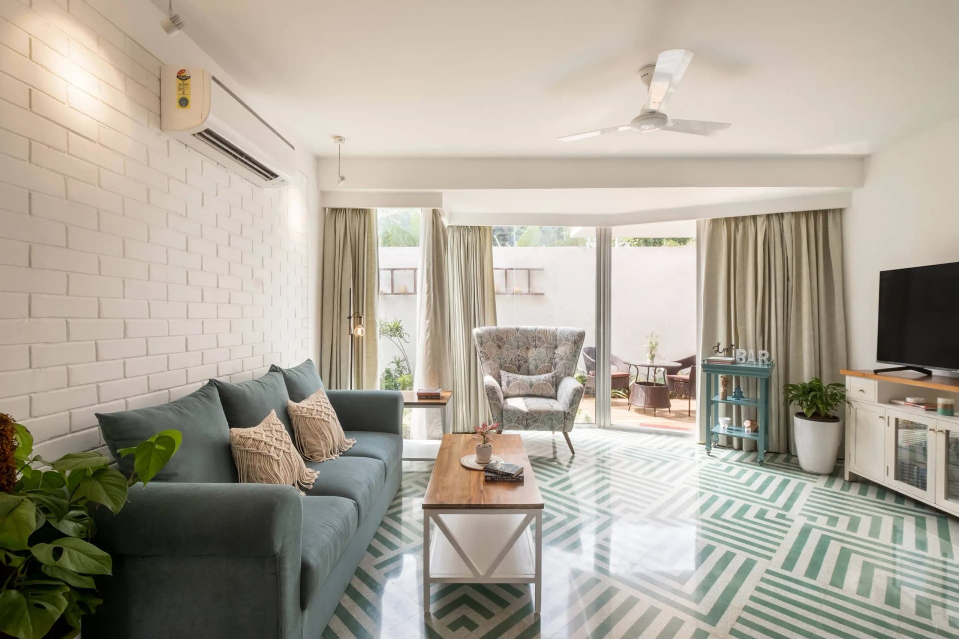 El Raso — Apartment 01 — 1BHK Shared Pool Apartment in Parra, Goa - Parra, Goa