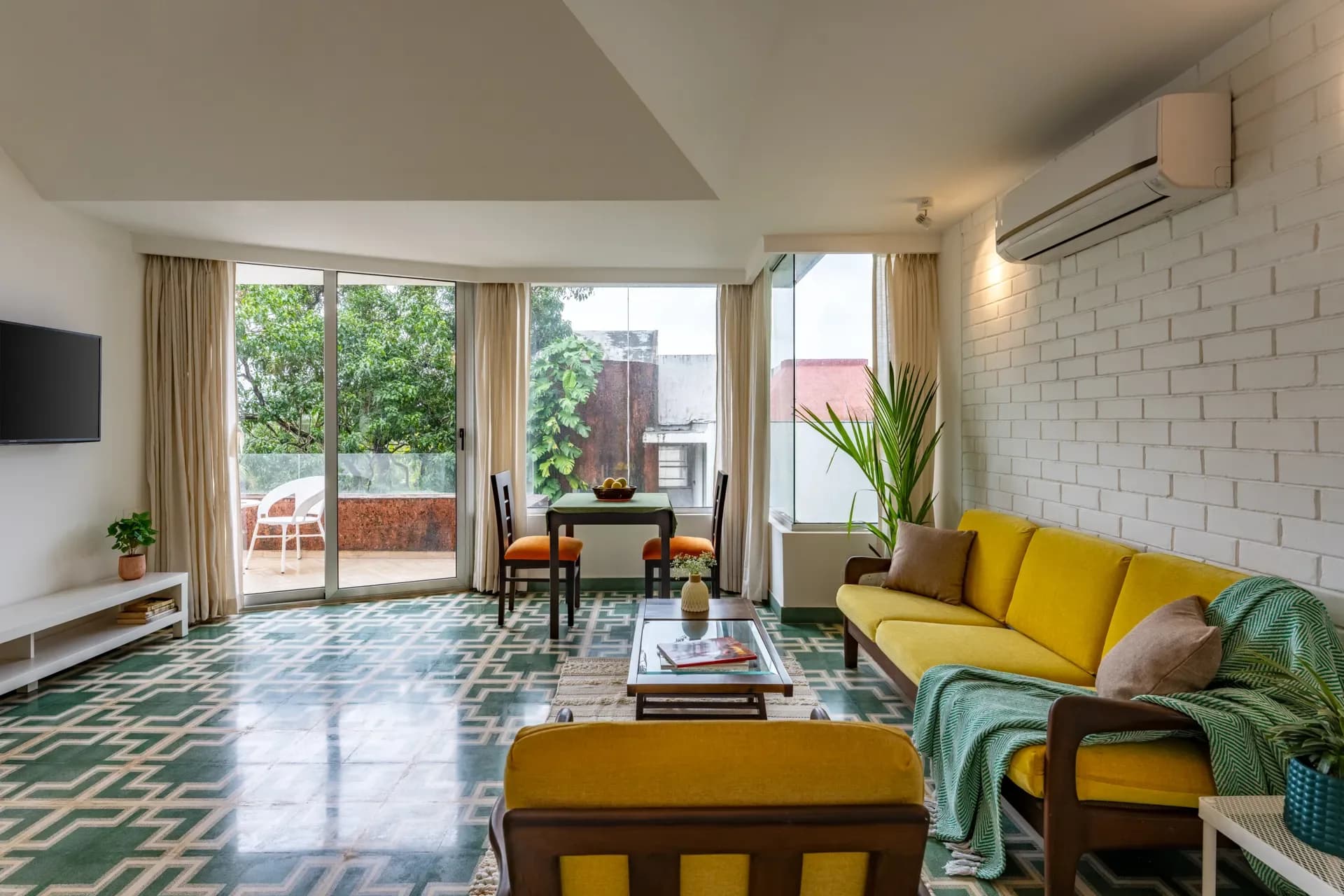 El Raso — Apartment 203 — 1BHK Shared Pool Apartment in Parra, Goa - Parra, Goa