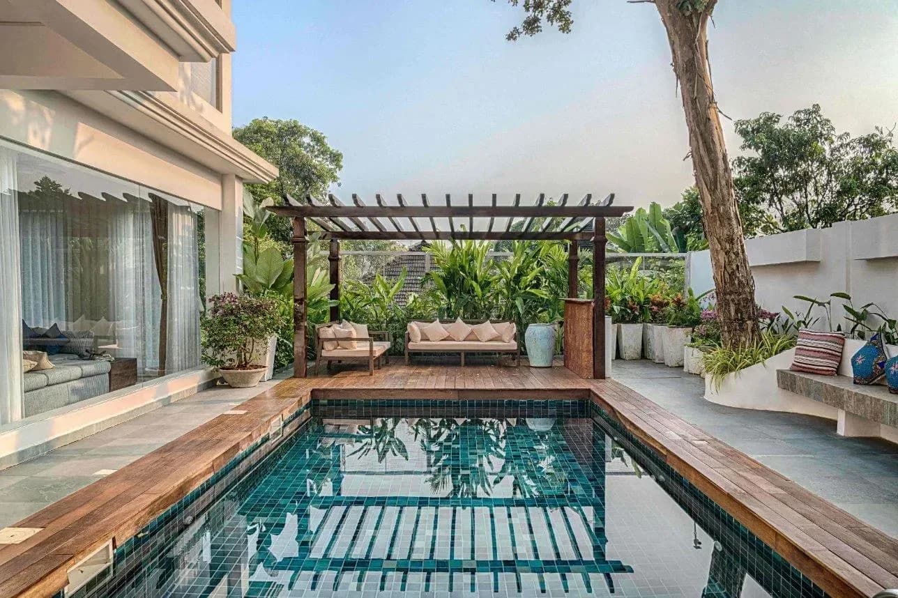 )|Elegant Living Spaces and Scenic Terraces in Goa in Assagao — photo 1